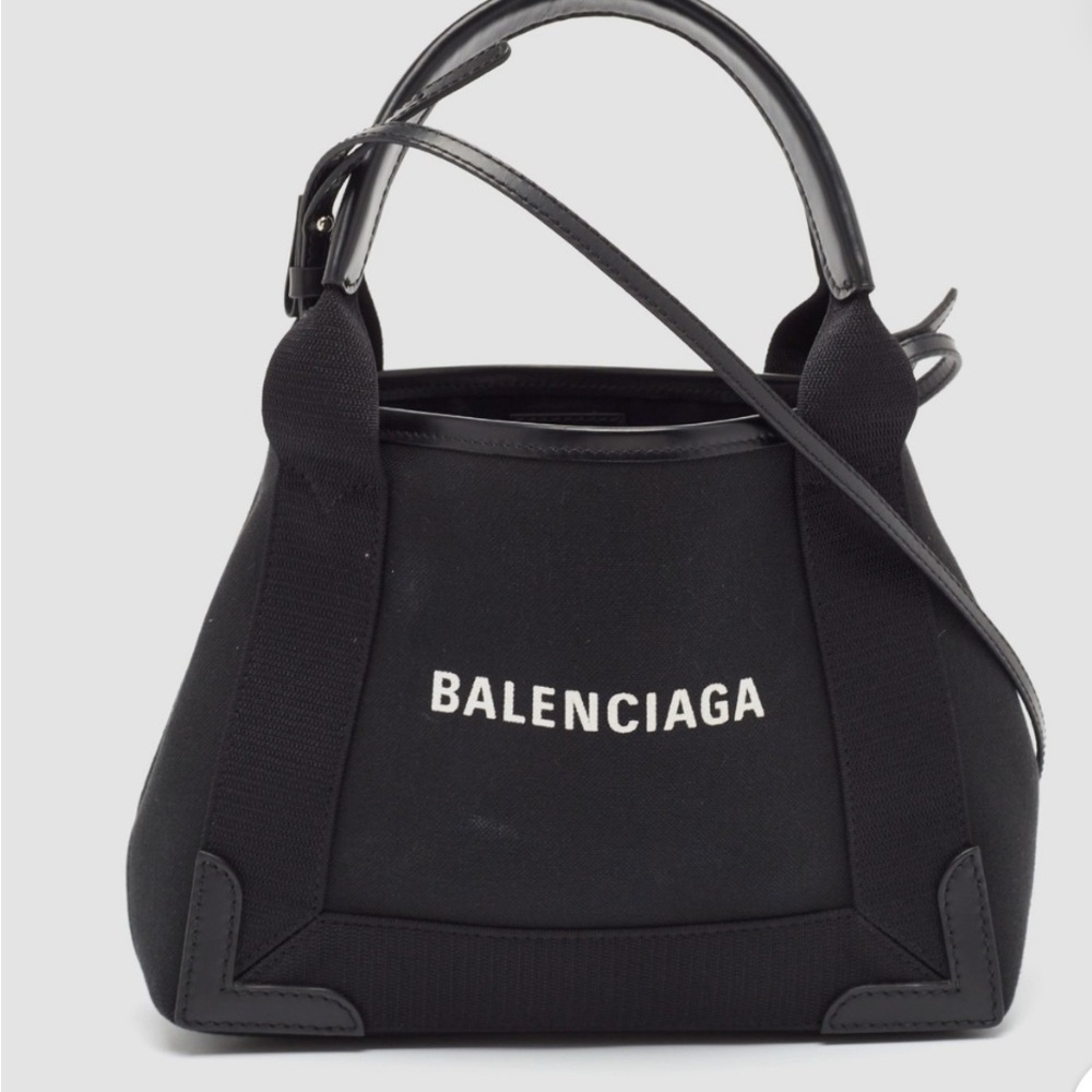 Balenciaga Black Tote Bag Sleek and Versatile with baby and crossbody strap